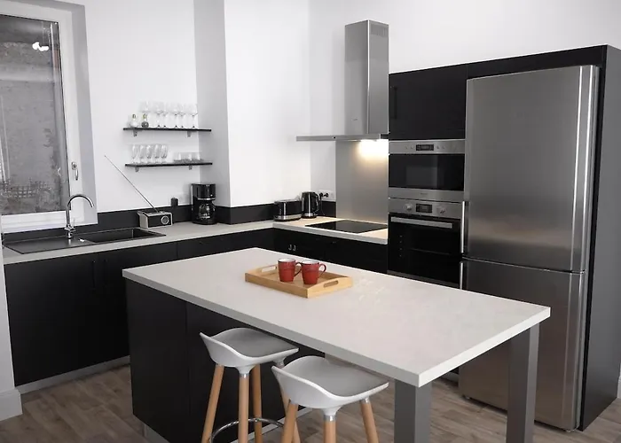 Le Logis Des Jacobins 125m2 Hébergement de vacances *